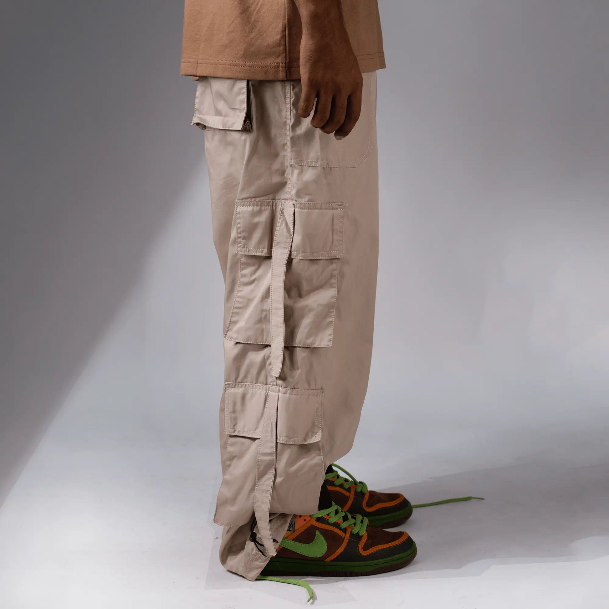 Strapped Cargo V1 / Sand ZAMS